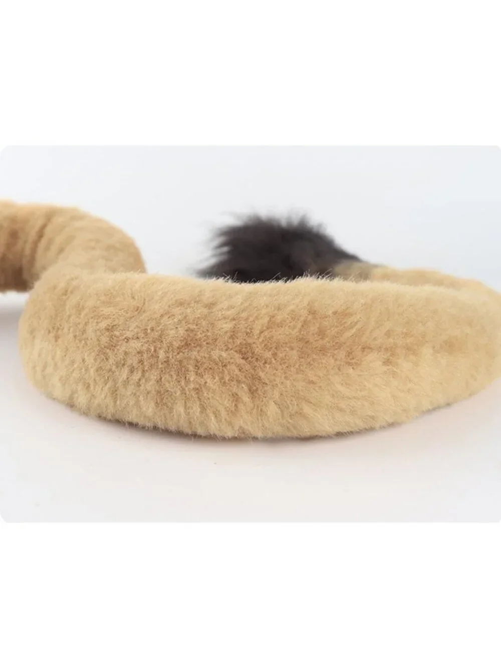 Furry Lion Tail Costume Accessory for Adults - Perfect for Cosplay & Role Play